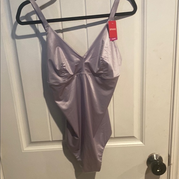 SPANX Orchid Satin Shaping Bodysuit - Picture 2 of 5